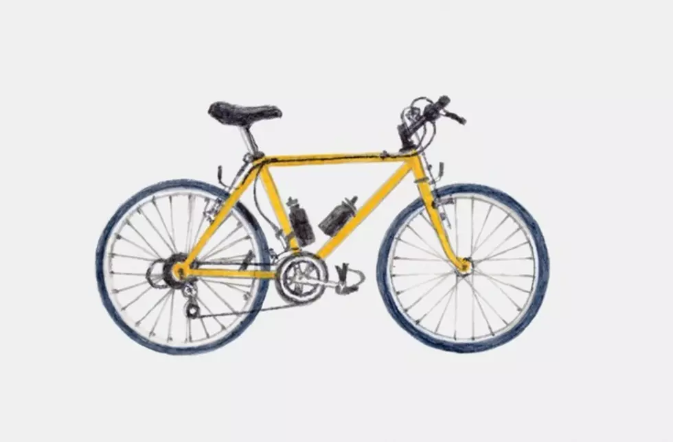 Watch These Three British Guys Hilariously Try to Get a Bike Unstuck From an Electric Fence