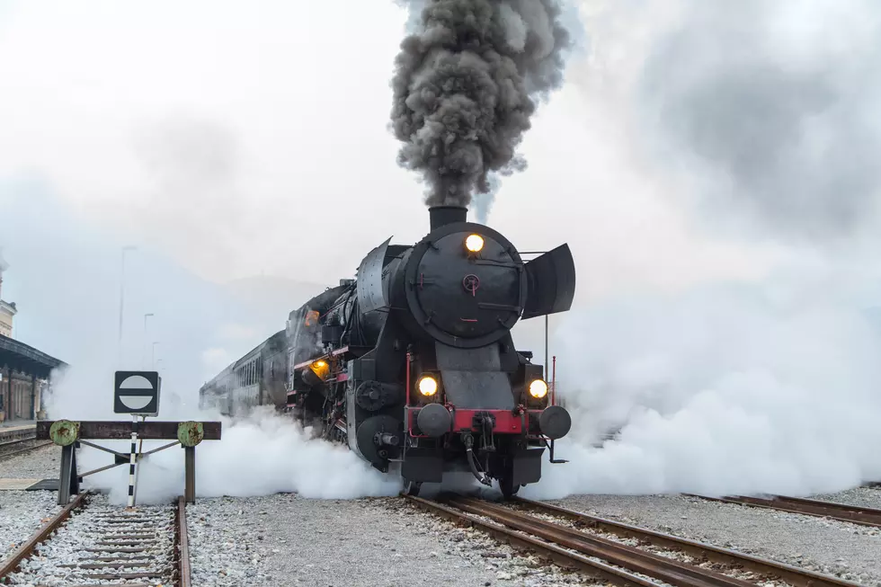 Wild West Escape: Colorado Horse Thief Jumps from Moving Train in 1916